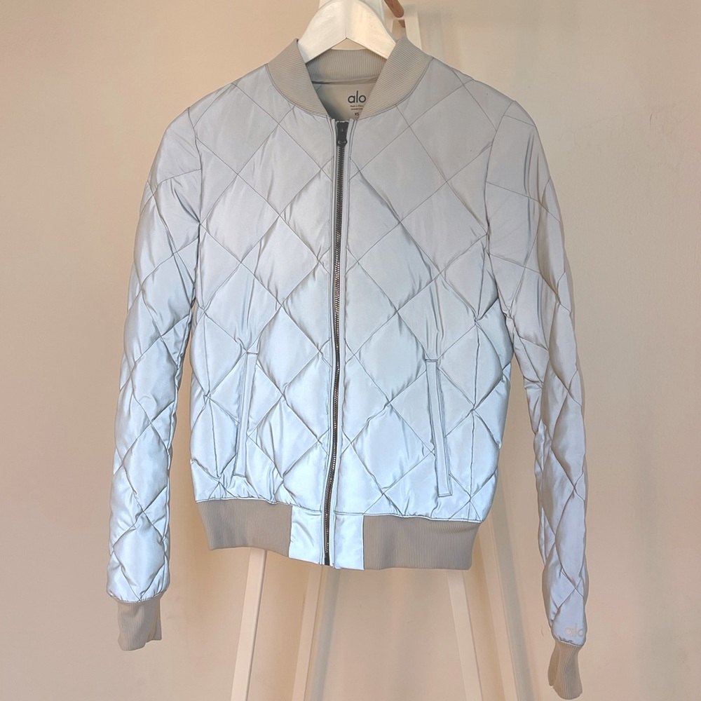 Alo Yoga reflective puffer jacket / coat XS